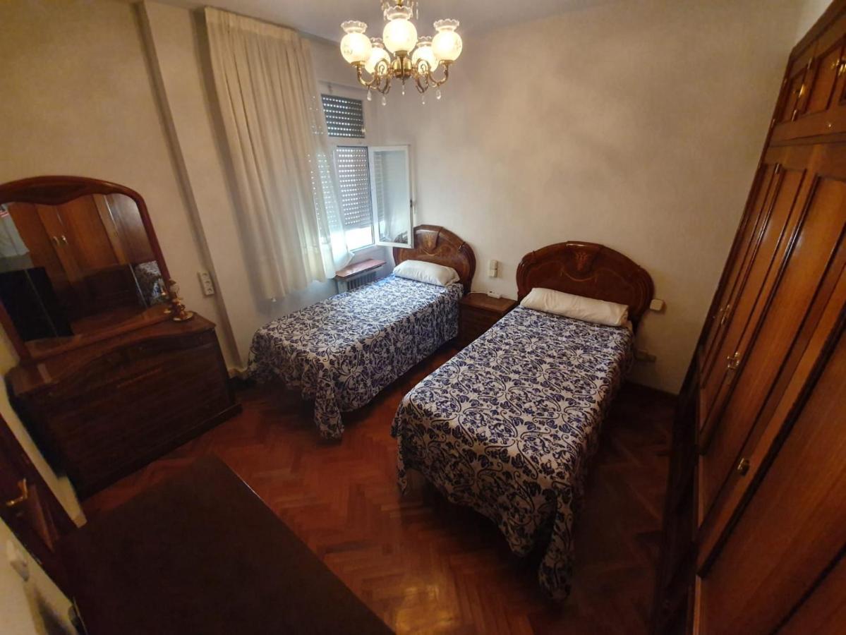 Gran Via -Chueca Rooms Parking Tph Мадрид Екстериор снимка